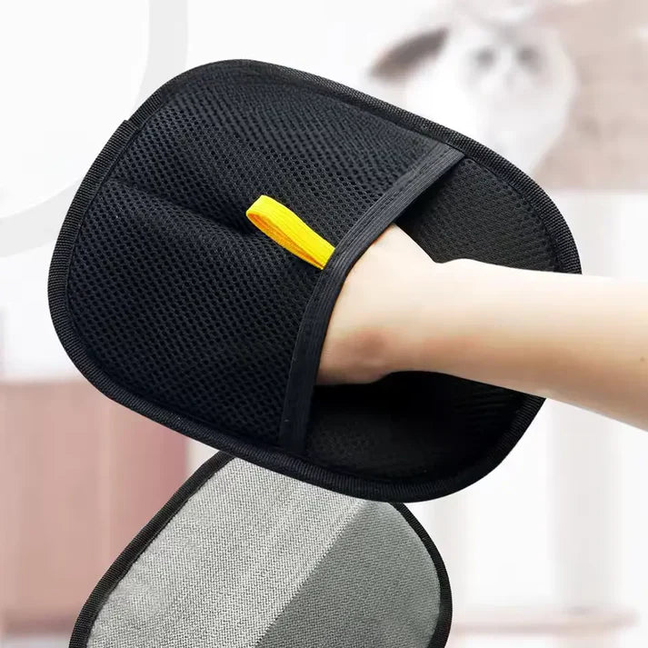 Pet Grooming Glove – Deshedding Brush Mitt for Dogs & Cats